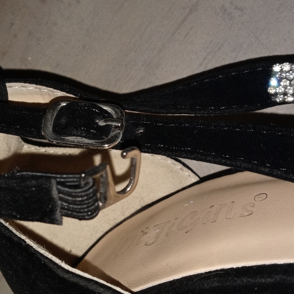 Digi Girls heels - Picture 5 of 6